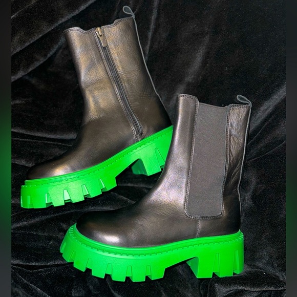 Steve Madden Charges Black/green NEW* - Picture 1 of 8